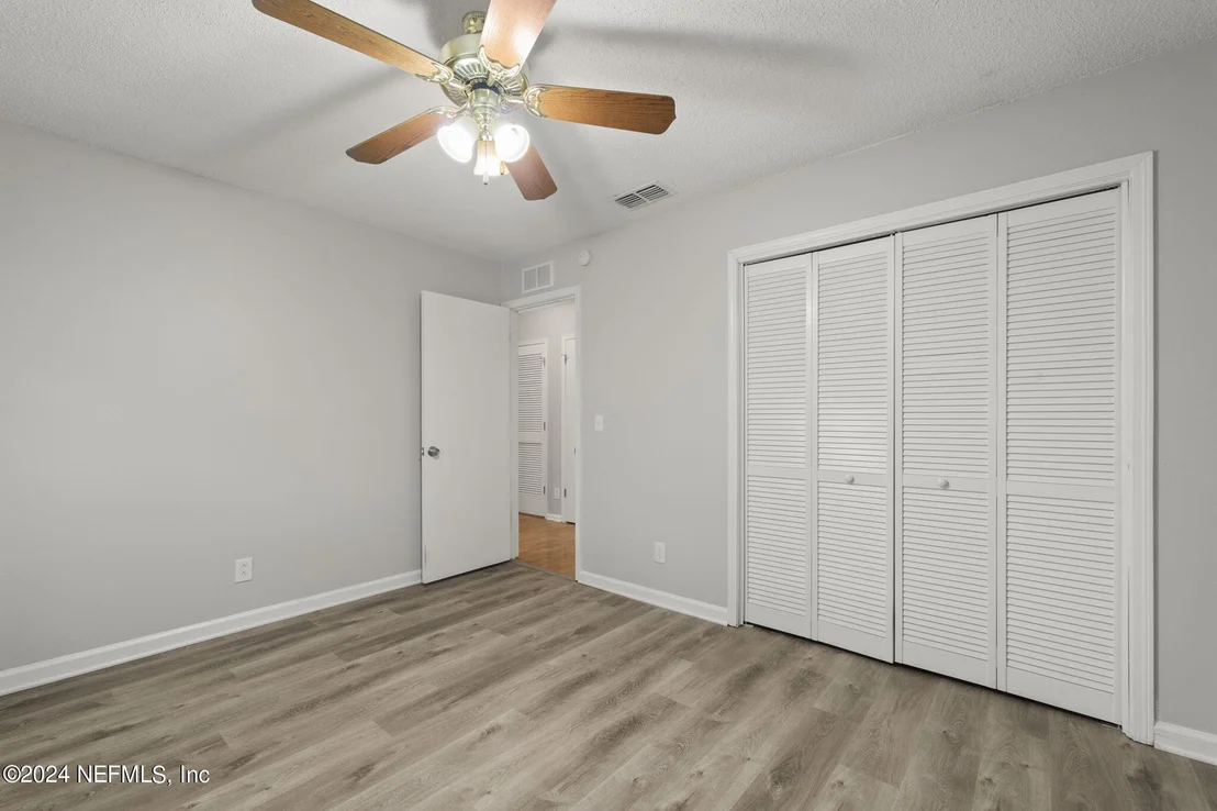 Photo of 10579 CASTLEBROOK Drive