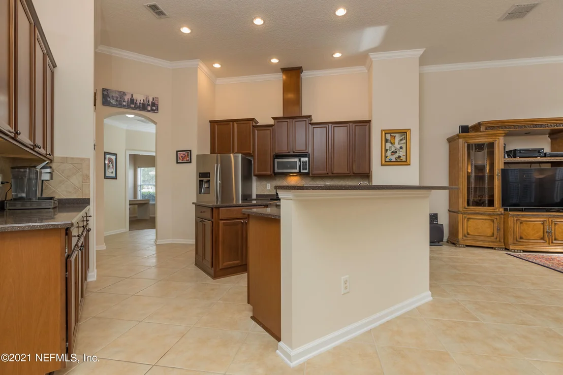 Photo of 1021 DOVE HOUSE Lane