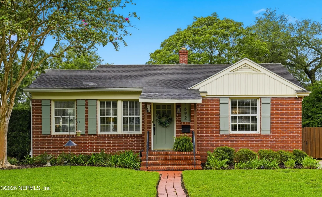 Photo of 1692 PERSHING Road
