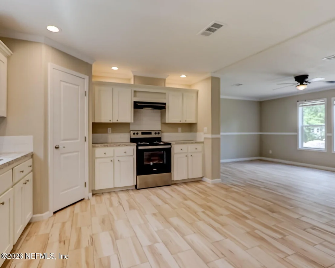 Photo of 11386 DEERWOOD Circle