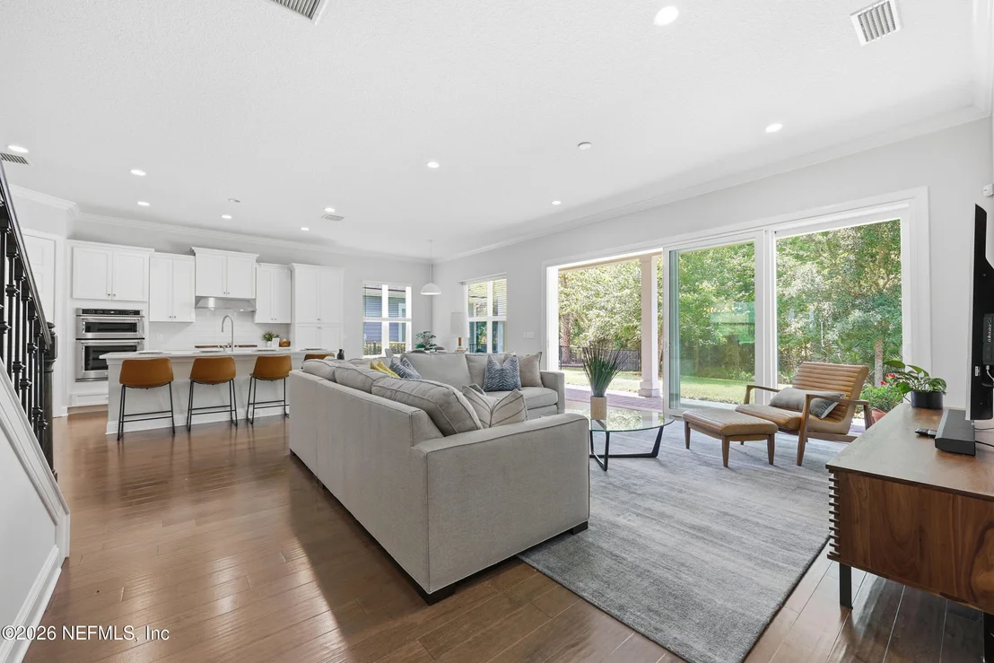 Photo of 275 FRESHWATER Drive