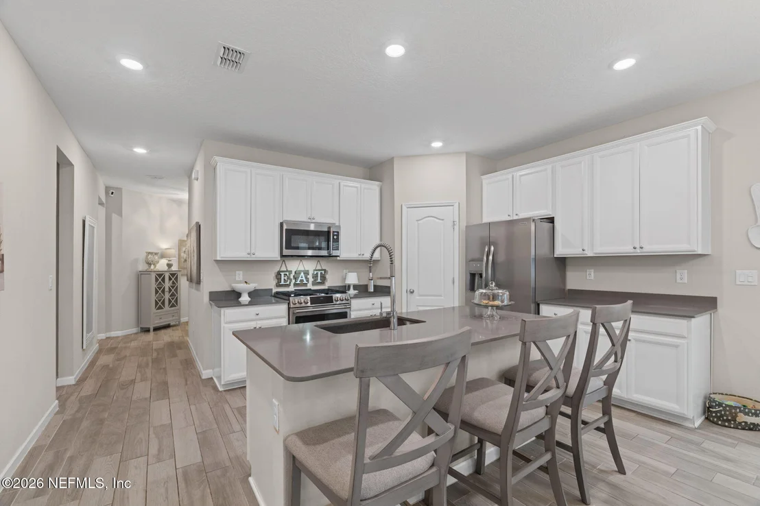 Photo of 39 CRYSTAL CREST Lane
