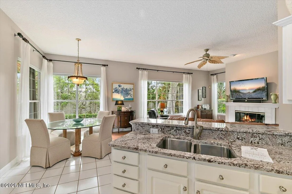 Photo of 113 OAK VIEW Circle