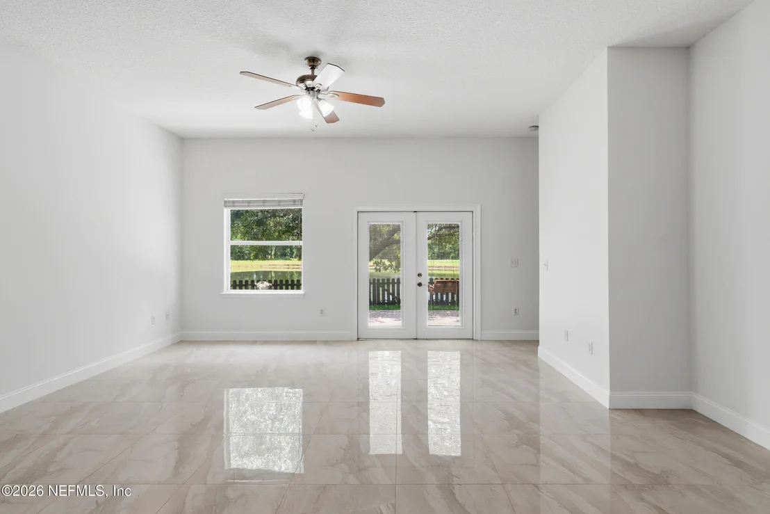 Photo of 951 CHURCHHILL Lane