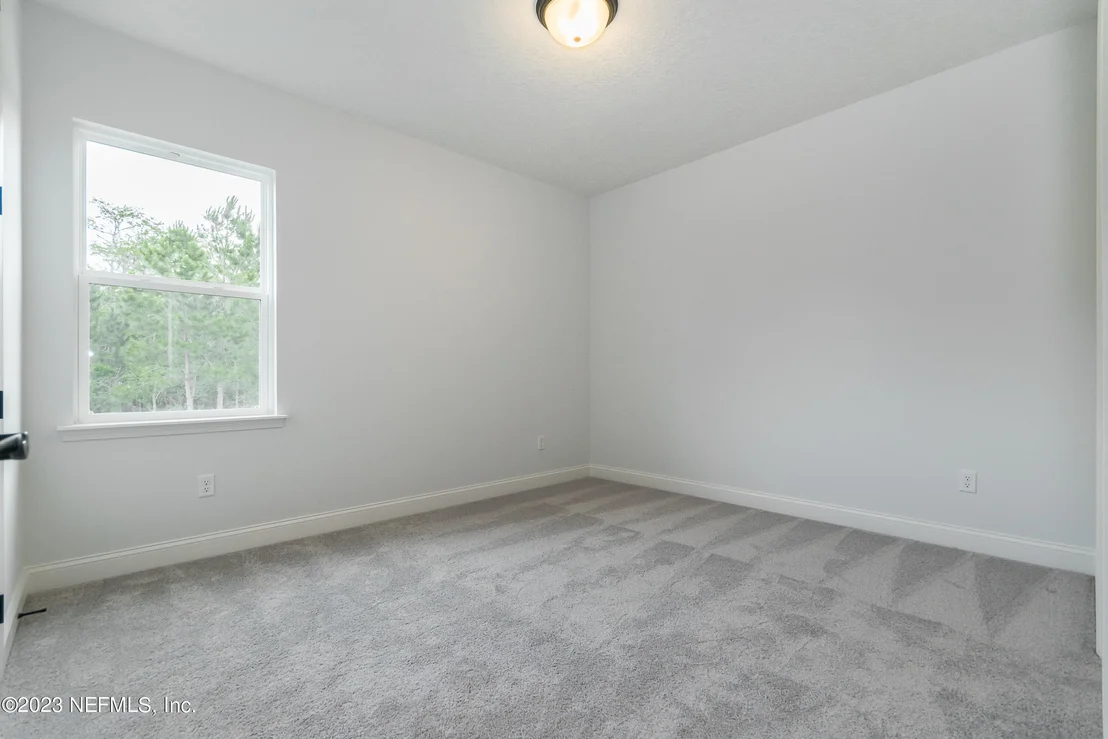 Photo of 261 YORKSHIRE Drive