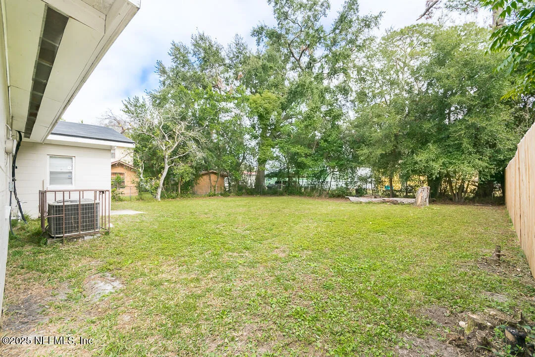 Photo of 3793 FREEMAN Road