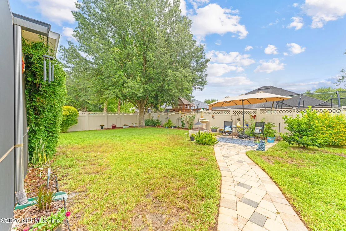Photo of 425 FORT DRUM Court