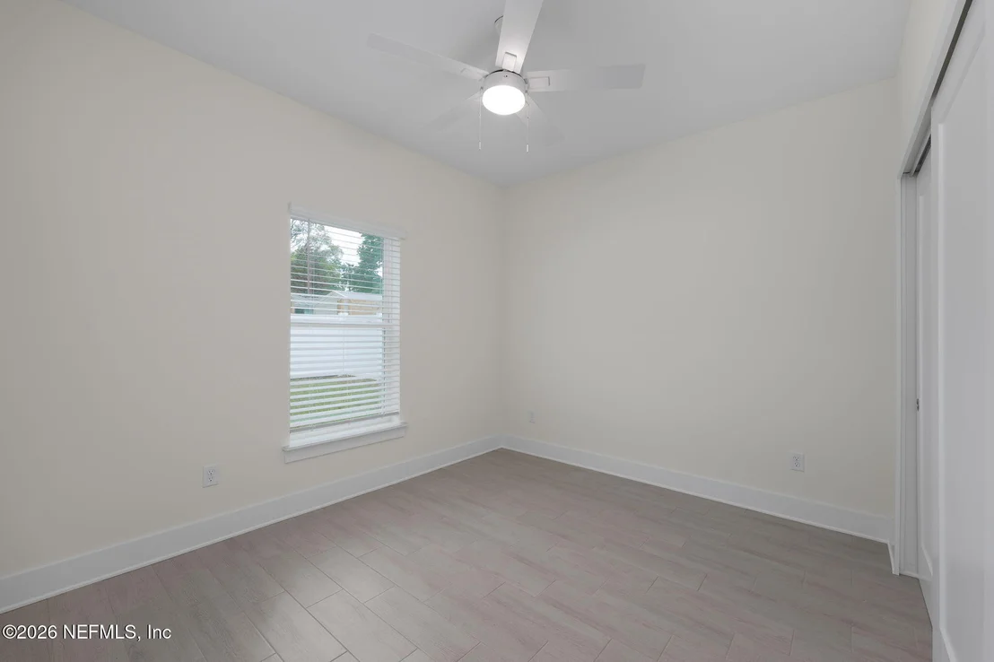 Photo of 878 W 4TH Street