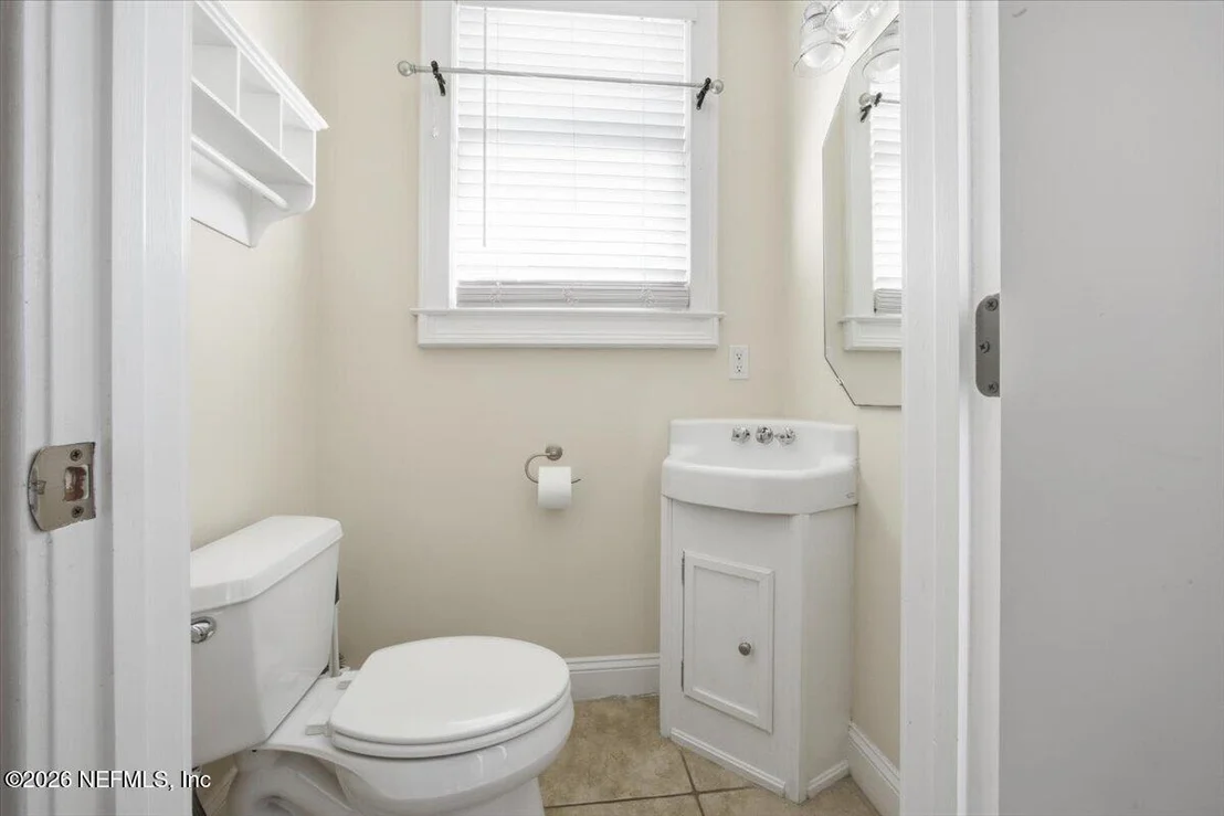 Photo of 18 ESTEY Street