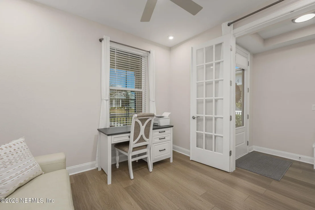 Photo of 403 LADYSLIPPER Drive