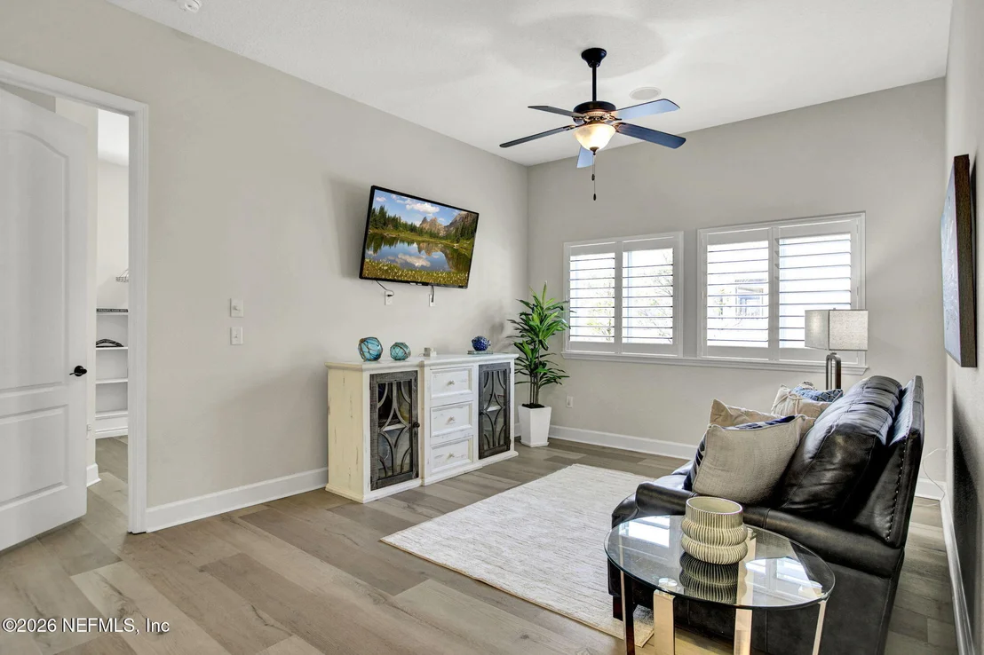 Photo of 77 MANOR Lane