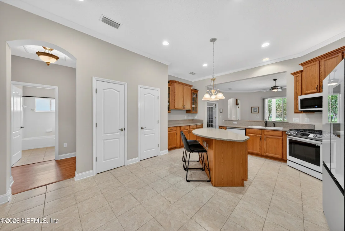 Photo of 1439 BARRINGTON Circle