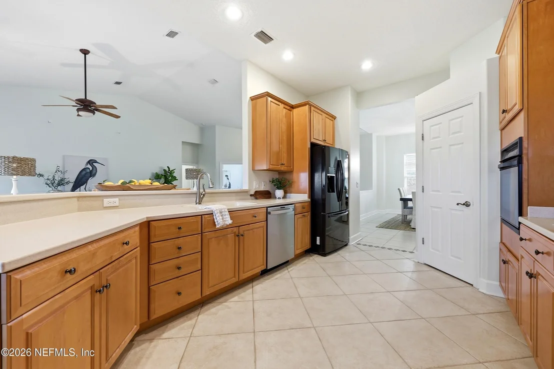 Photo of 500 SEAGATE Lane S