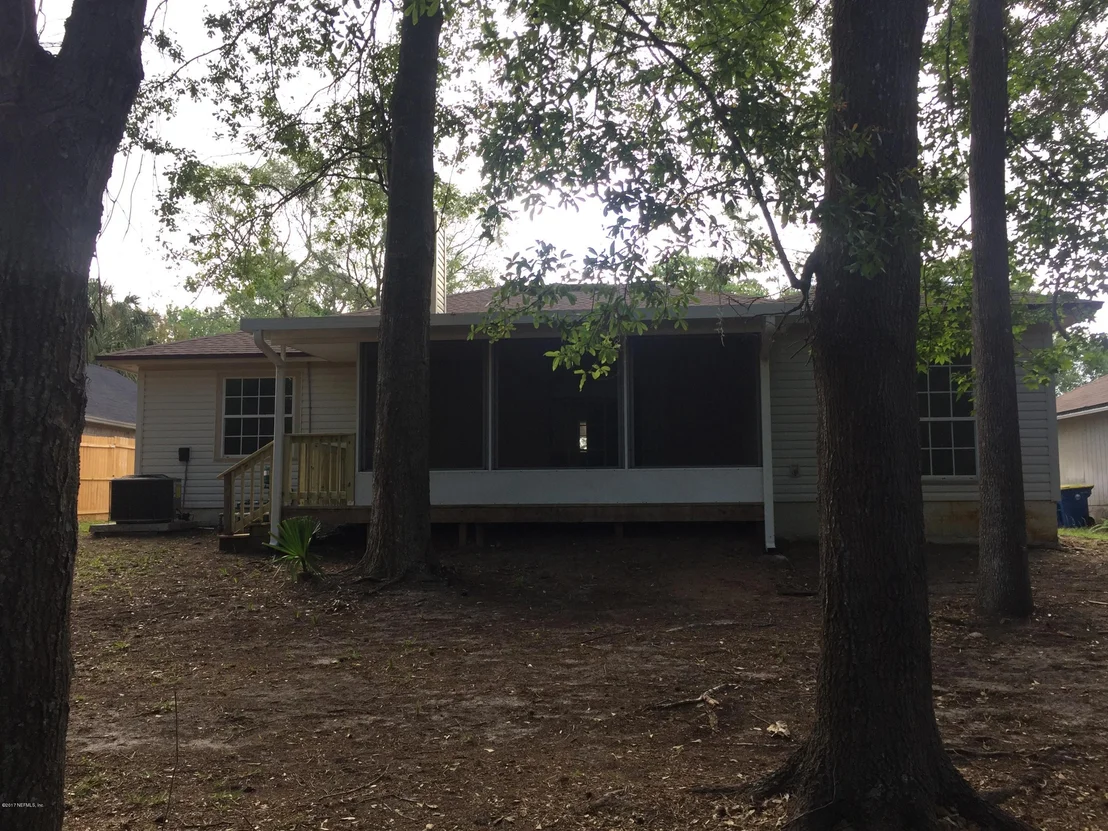 Photo of 952 LONG LAKE Drive