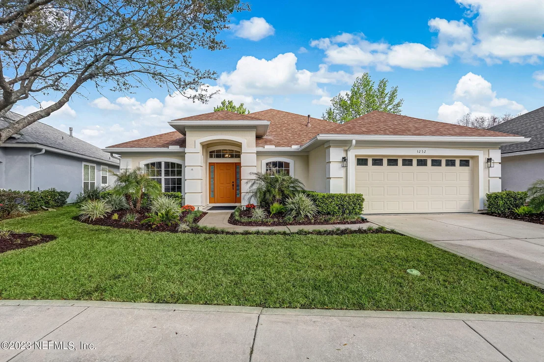 Photo of 1252 PARADISE POND Road