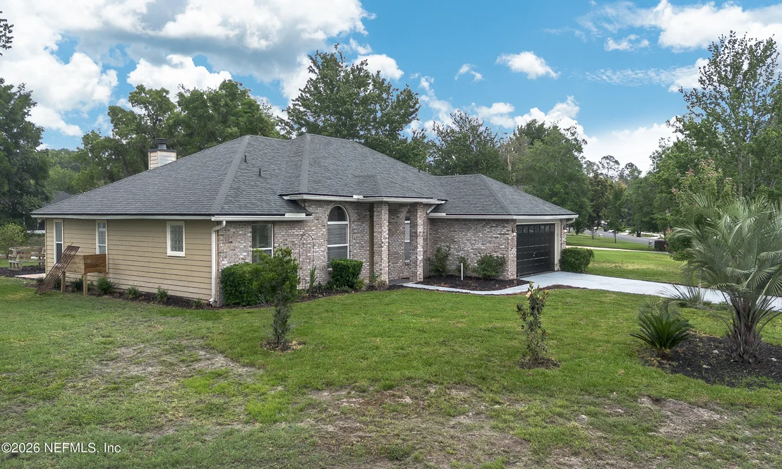 Photo of 4032 EDGELAND Trail