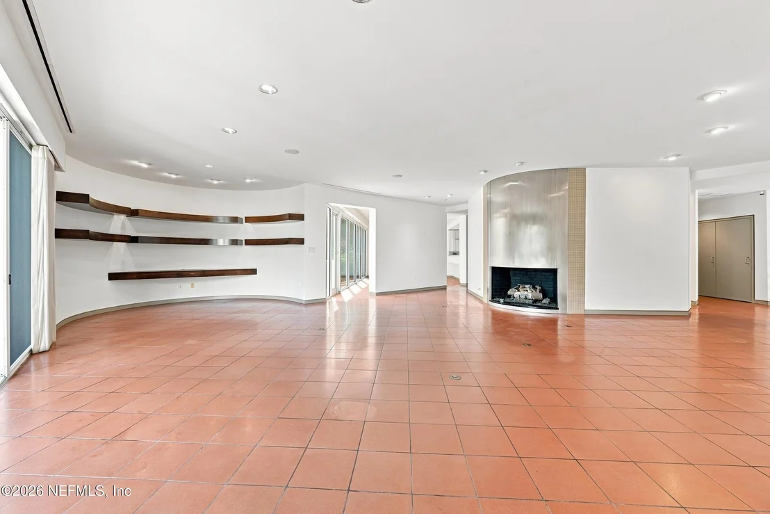 Photo of 715 RIO LINDO Drive