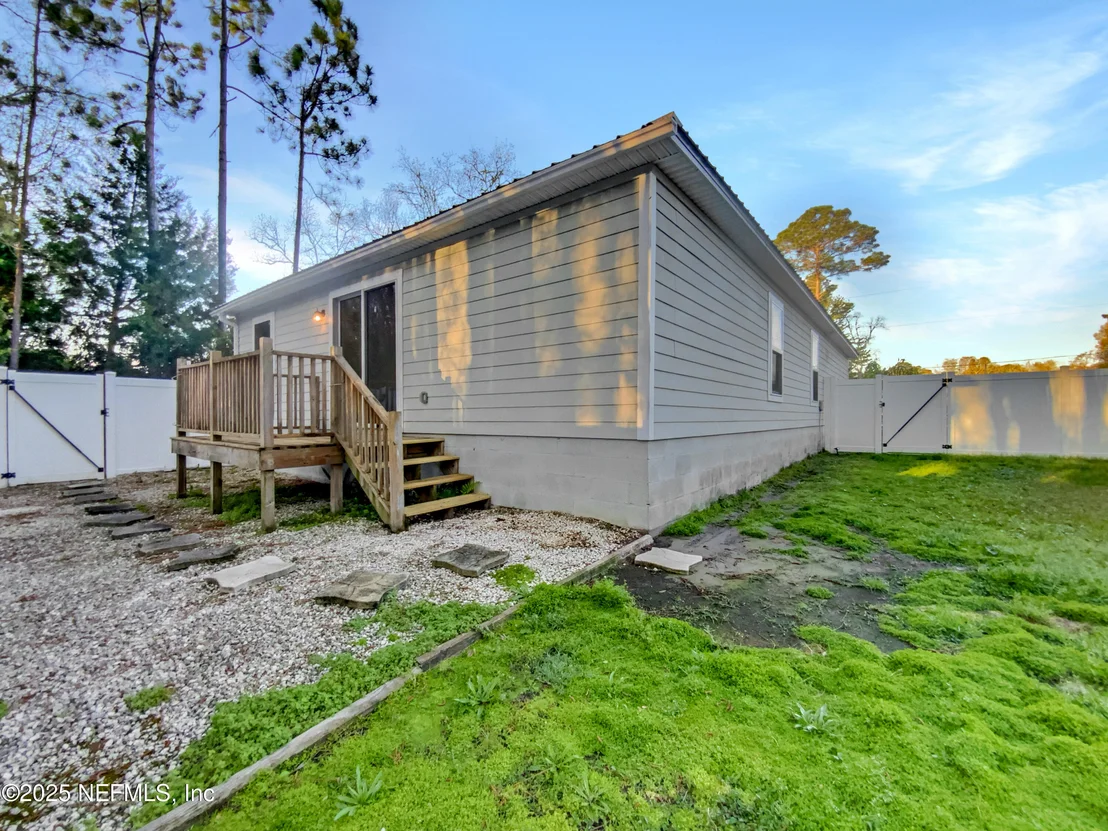 Photo of 1010 N ORANGE Street