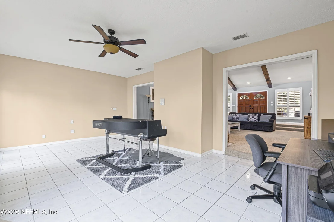 Photo of 3001 NAUTILUS Road