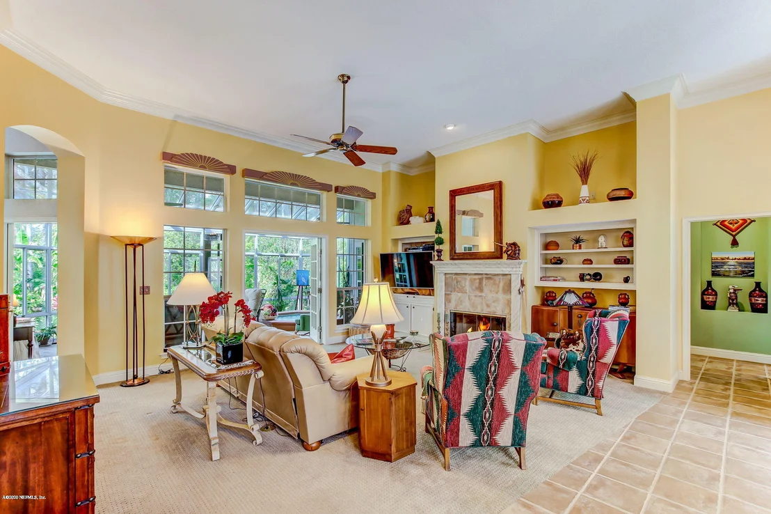Photo of 8128 SUFFIELD Court