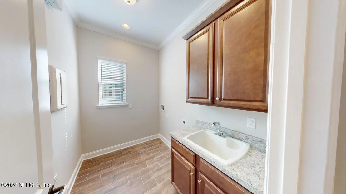 Photo of 69 LENS Court