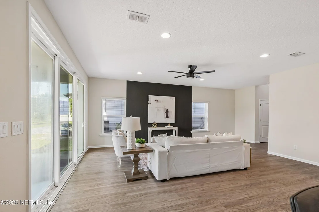 Photo of 250 HOLLY FOREST Drive