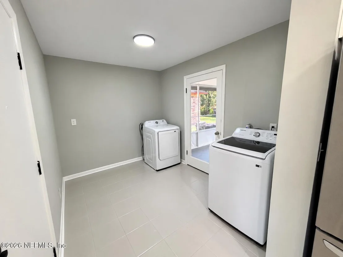 Photo of 4942 SPRING GLEN Road