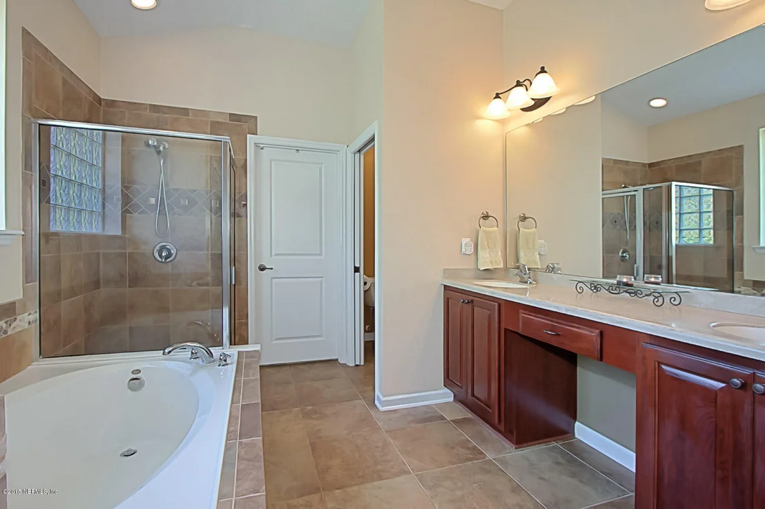 Photo of 290 ROARING BROOK Drive