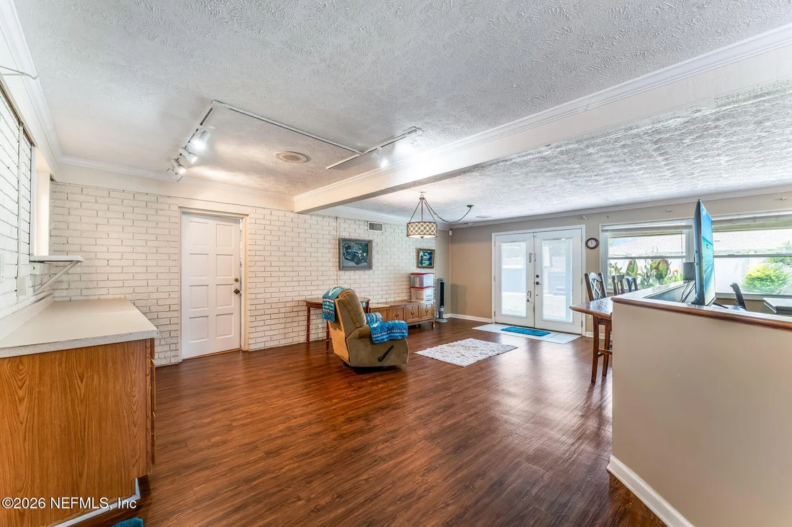 Photo of 7307 MAPLE TREE Drive