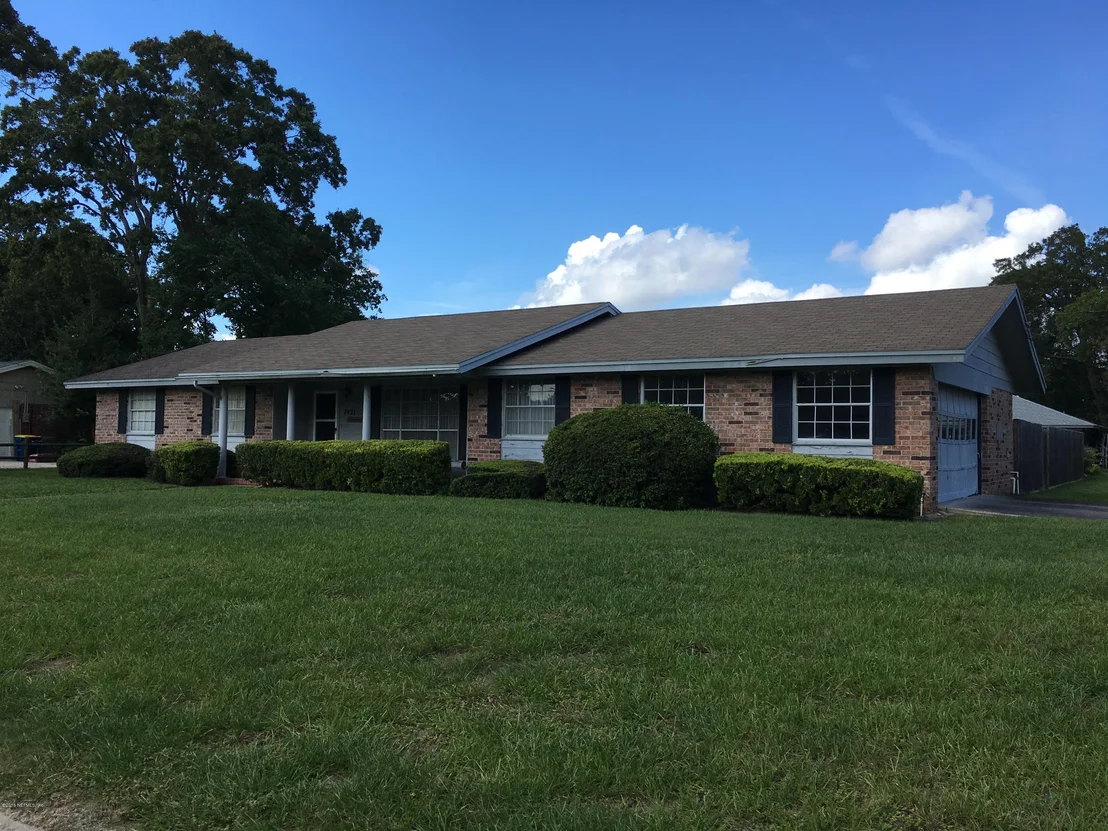 Photo of 7421 MAPLE TREE Drive
