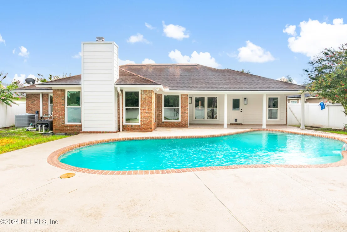 Photo of 12365 APPLE LEAF Drive