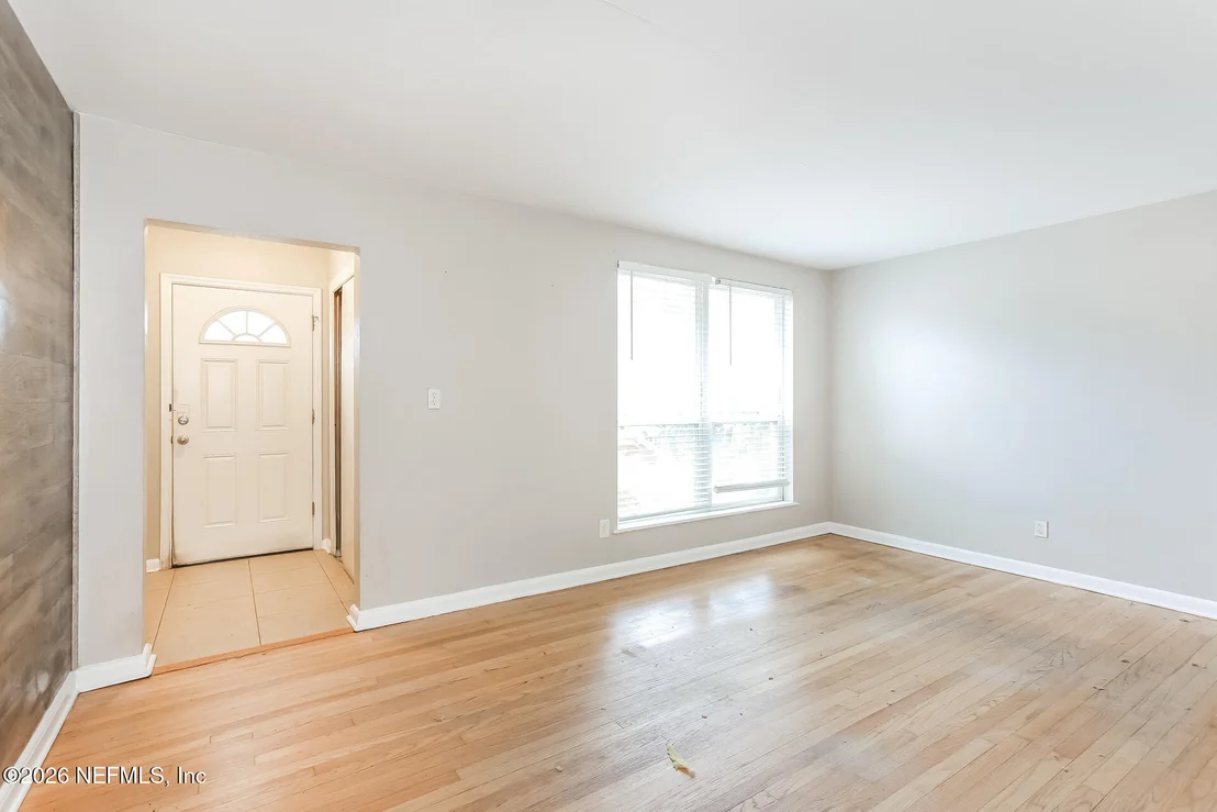 Photo of 2518 RED OAK Drive