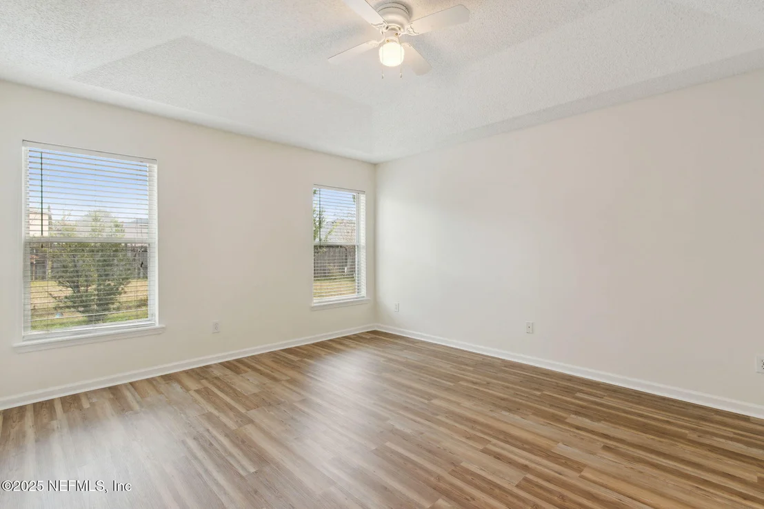 Photo of 2005 FROGMORE Drive