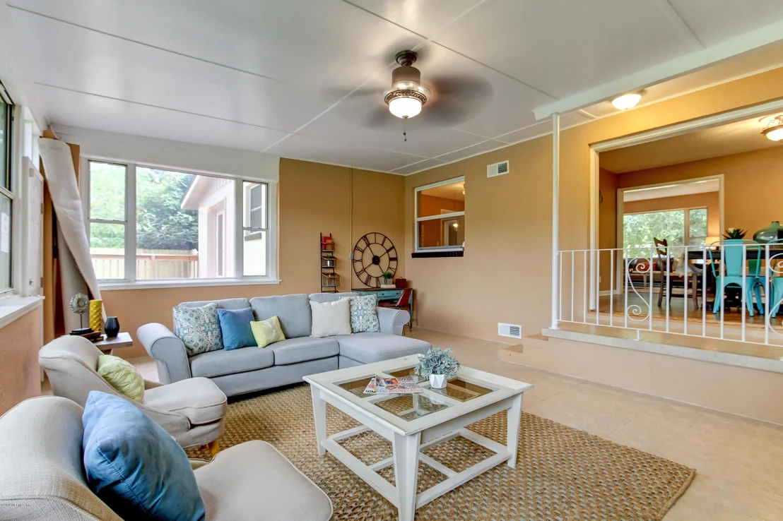 Photo of 7462 SPINOLA Road