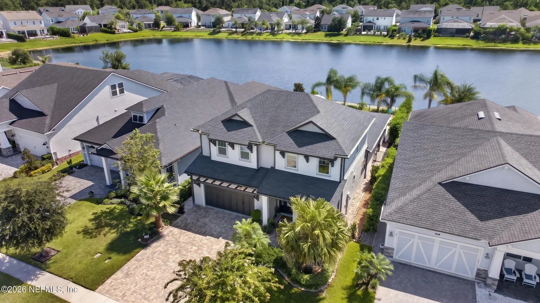 Photo of 381 PARKBLUFF Circle