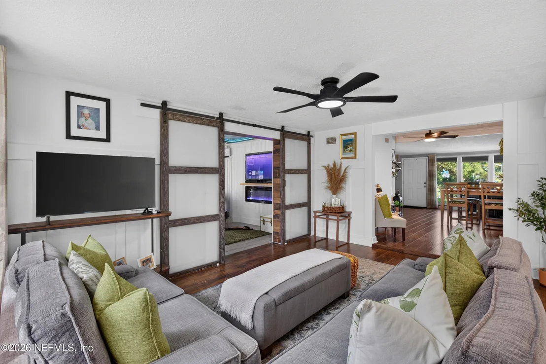 Photo of 3048 LORMAN Drive