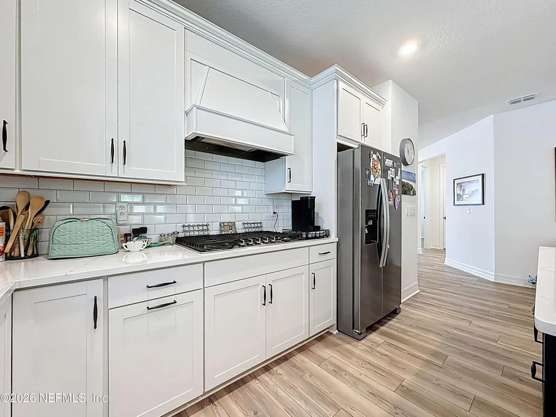 Photo of 426 HAWTHORN PARK Circle