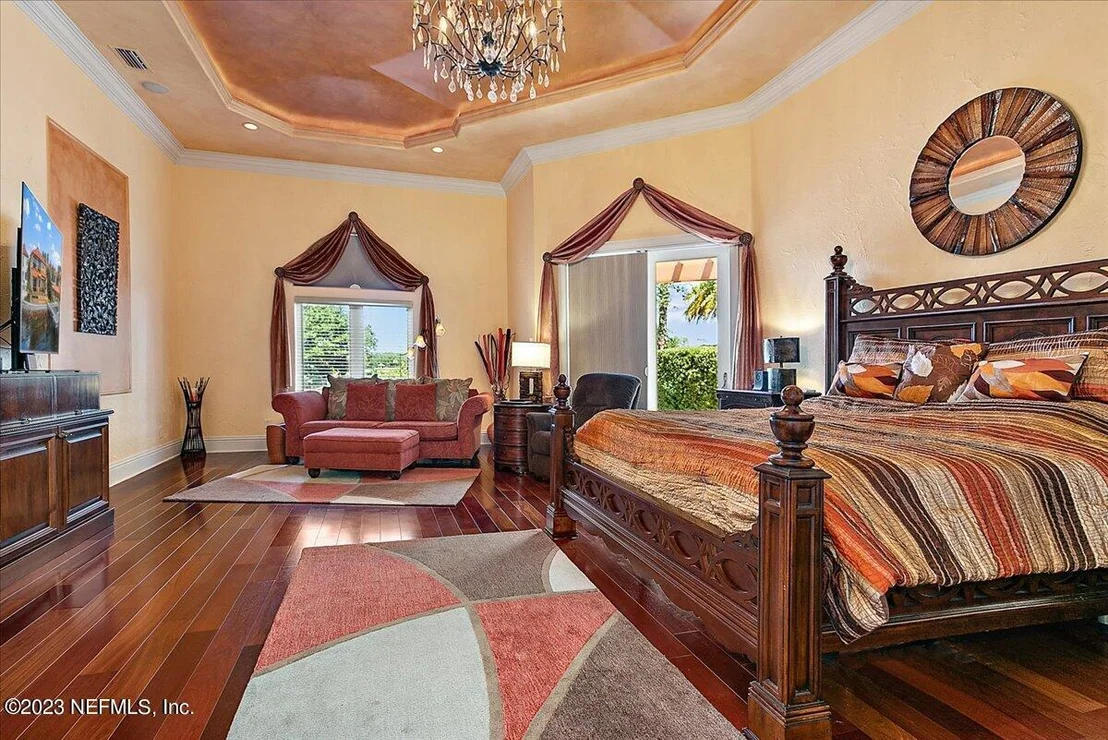 Photo of 1261 DELFINO Drive