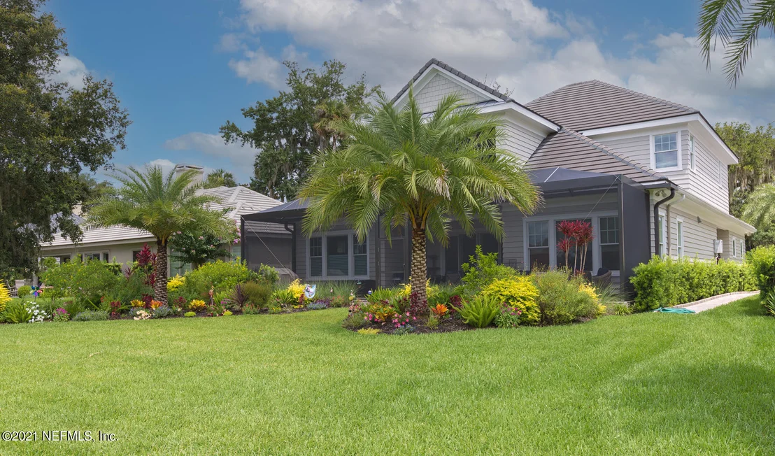 Photo of 236 LAUREL Lane
