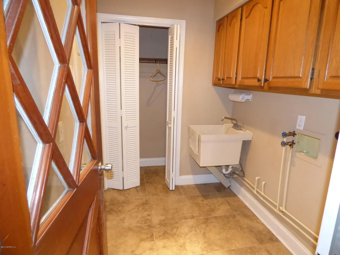 Photo of 4928 MARINERS POINT Drive
