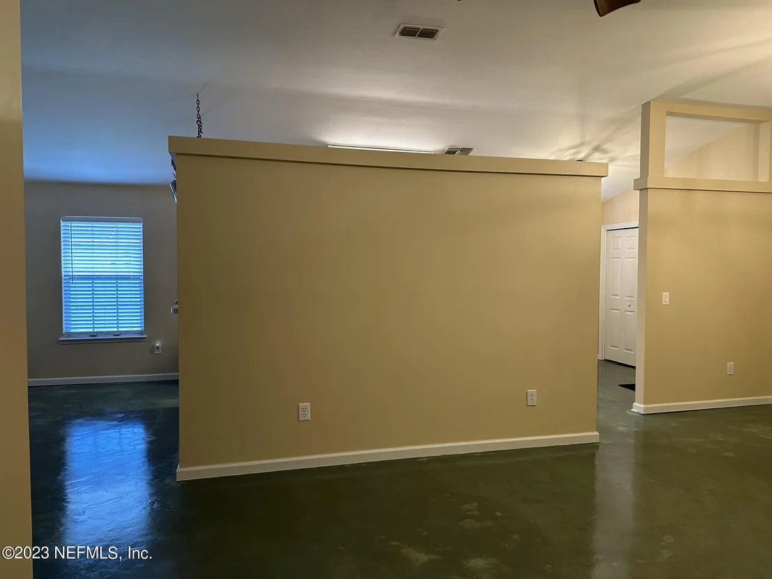 Photo of 209 IVY LAKES Drive