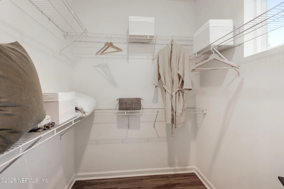 Photo of 1245 WALNUT Street