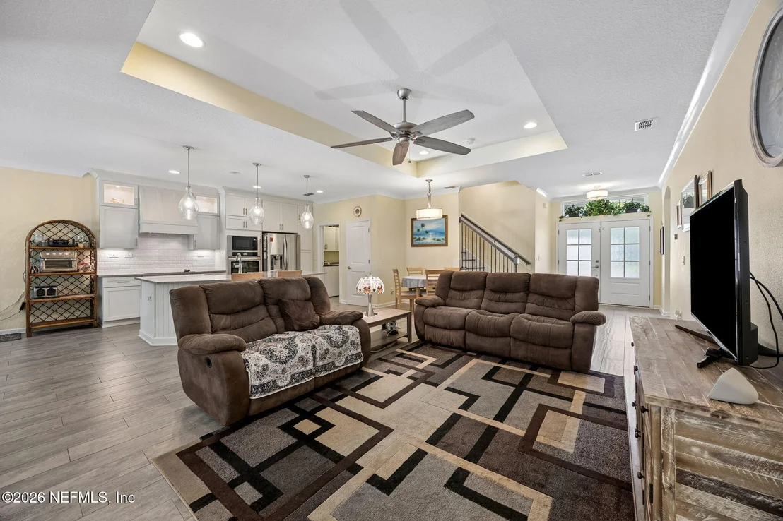 Photo of 96017 BREEZEWAY Court