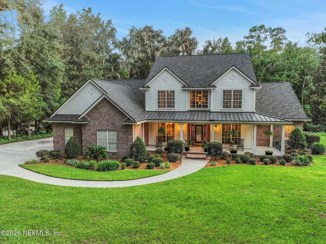 Photo of 696 FREDERIC Drive