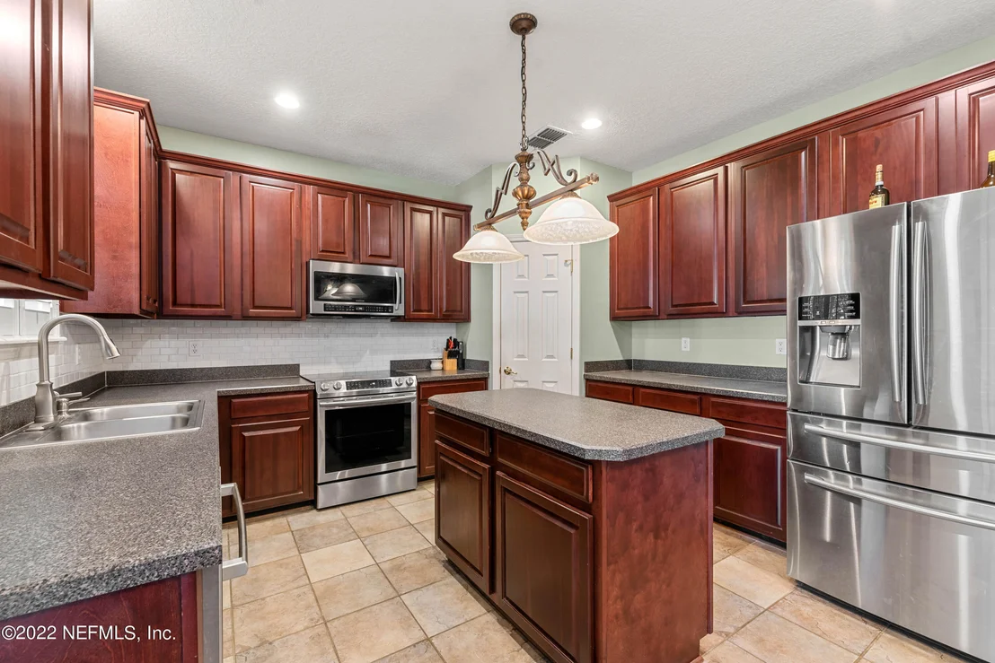 Photo of 680 ACORN CHASE Drive