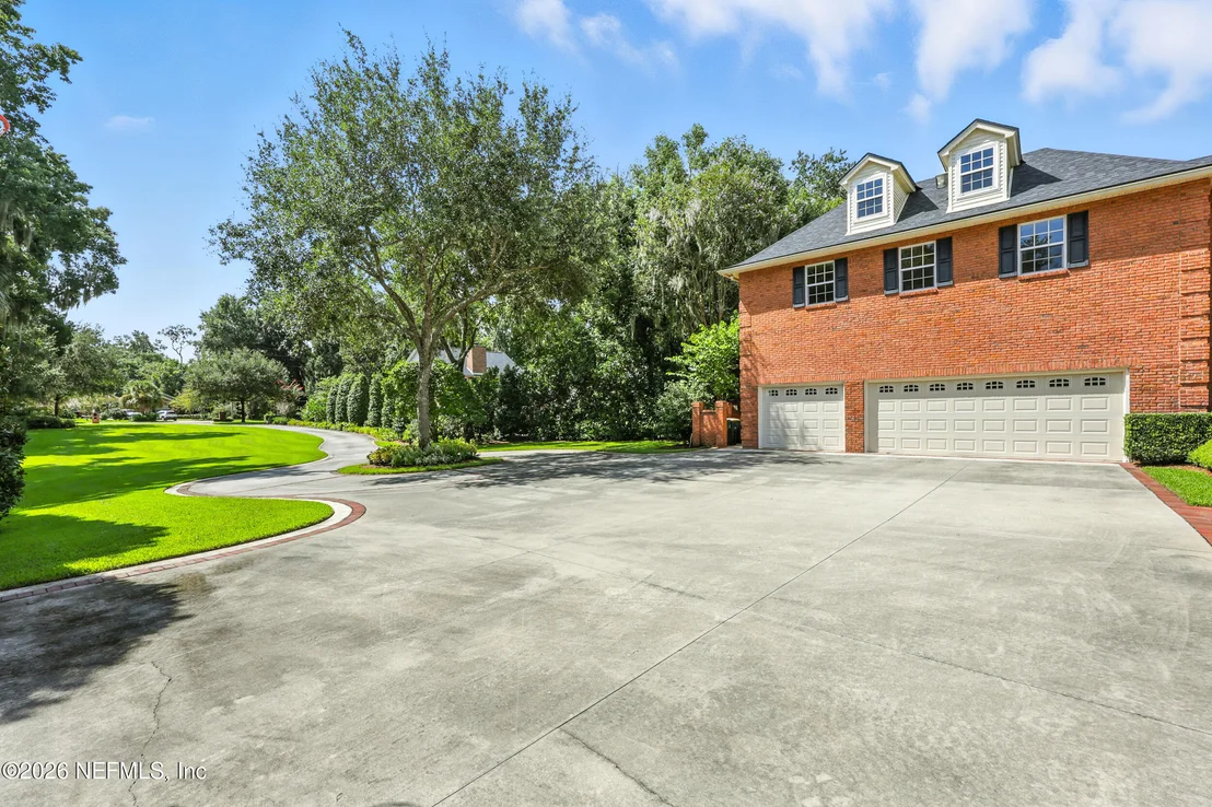 Photo of 2957 FOREST Circle