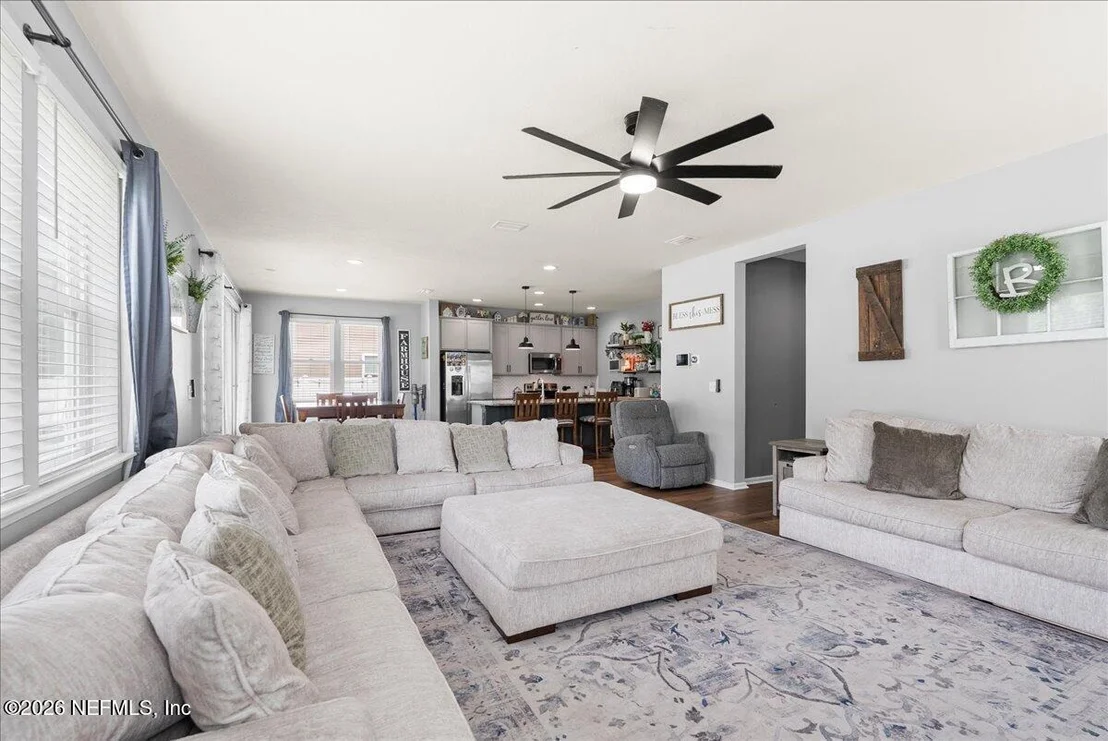 Photo of 4518 PINE RIDGE Parkway
