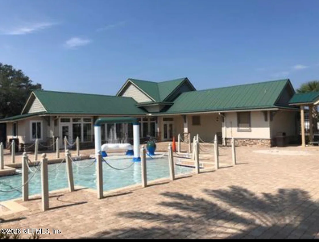Photo of 504 KNOLLE Court