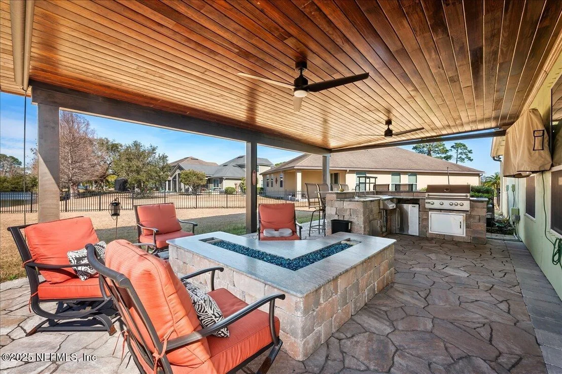 Photo of 168 PLAZA DEL RIO Drive