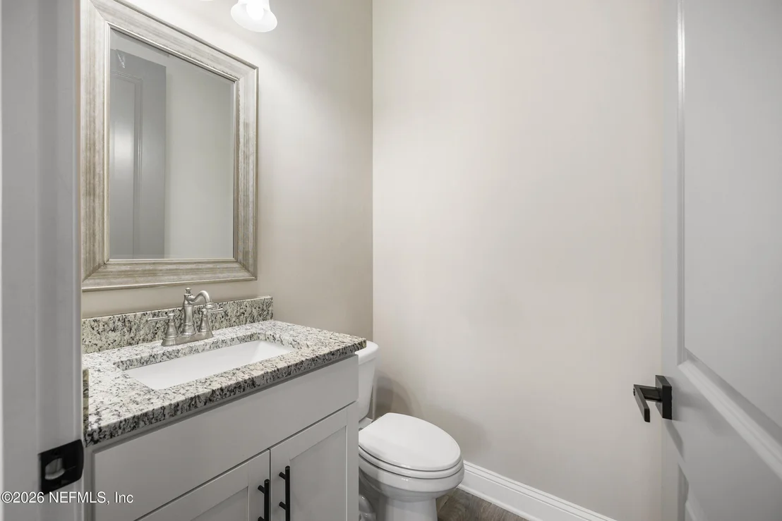 Photo of 447 GLENNEYRE Circle